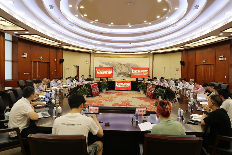 1716796484838079595.png 会场讨论情况.png